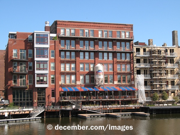 Milwaukee Ale House Building Milwaukee Ale House Building