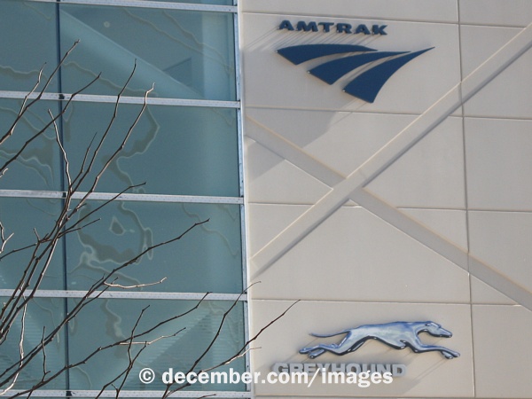 Milwaukee Intermodal Station Signs