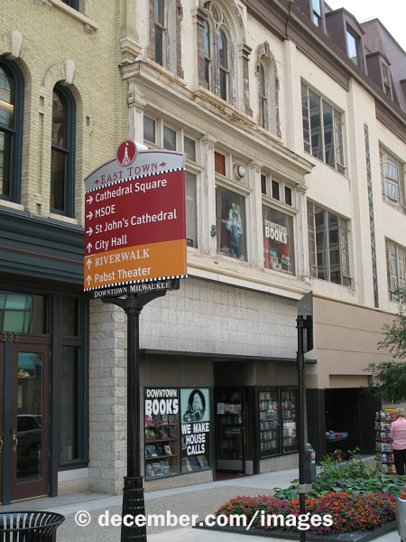 Downtown Books Bought and Sold Front Downtown Books Bought and Sold Front
