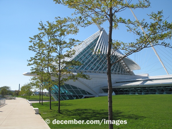 Milwaukee Art Museum Soleil Partly Open from Lake Path Milwaukee Art Museum Soleil Partly Open from Lake Path