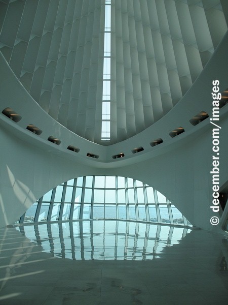 Milwaukee Art Museum Interior Vertical Milwaukee Art Museum Interior Vertical