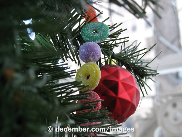 Zeidler Union Square Ornaments Zeidler Union Square Ornaments